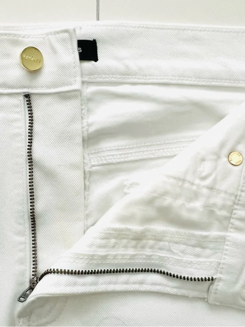 Express White High-Rise Straight Leg Distressed Ankle Jean Size 12L